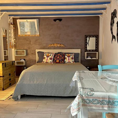 B&B Sole E Luna ปาแลร์โม ภายนอก รูปภาพ